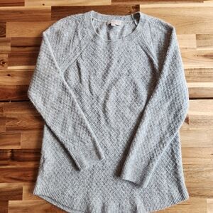 LOFT Light Gray Women's Crew Neck Sweater Size Small